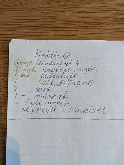 Síðan hennar í uppskriftabókinni